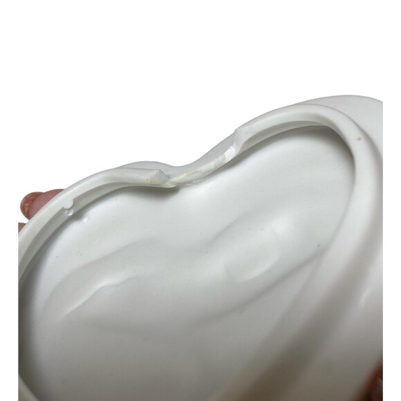 Porcelain Heart-Shaped Signed Candle Dish Lovebirds Christmas 4 x 4 Original Box - Picture 8 of 9